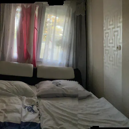 Baratsagos Homestay Budaors